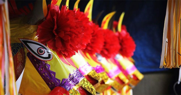 Giao thừa cúng ngựa màu gì Giao thừa cúng ngựa màu gì