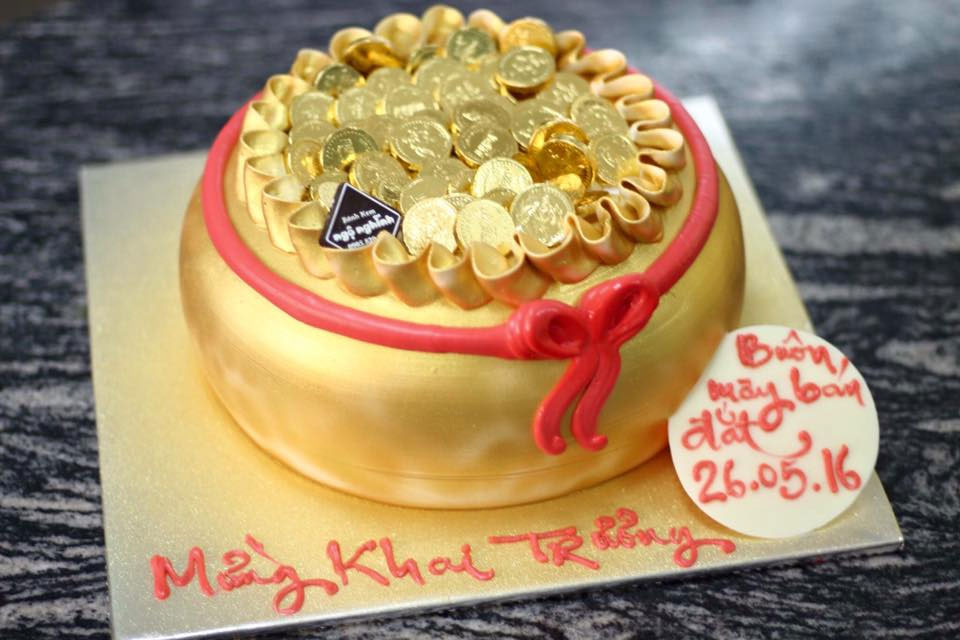 Bánh kem khai trương