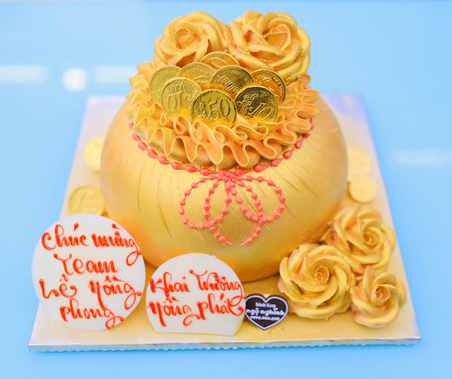 Bánh kem khai trương