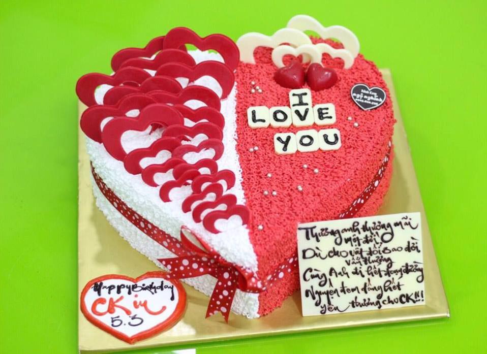 Mẫu bánh gato Valentine đơn giản mà đẹp