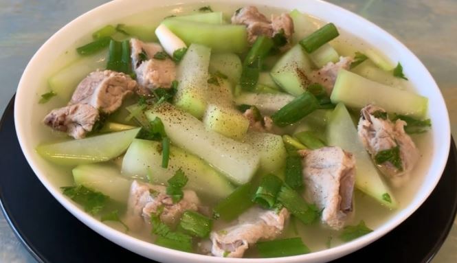 Cách nấu canh bầu sườn heo