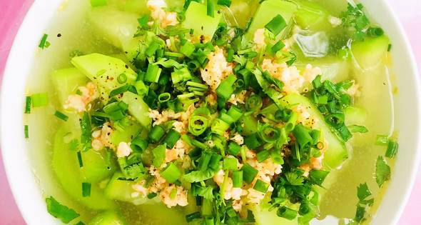 Canh bầu nấu tôm khô Canh bầu nấu tôm khô