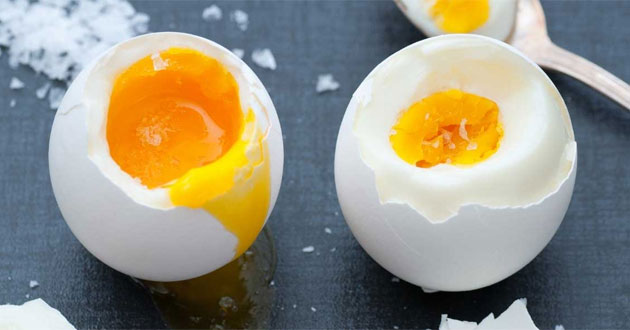 Cách luộc trứng lòng đào