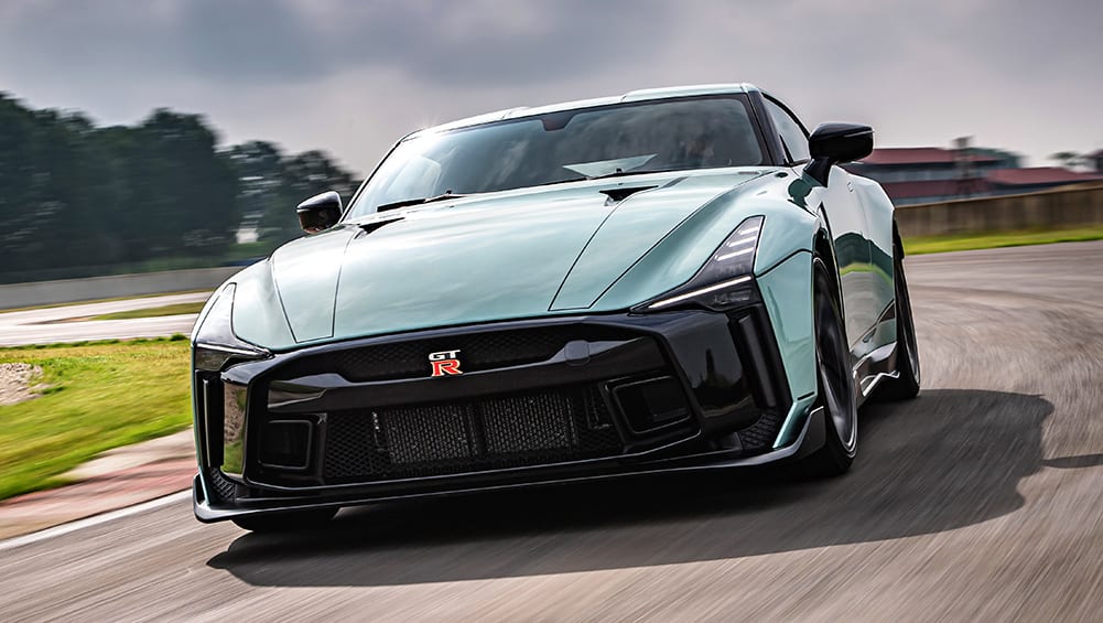 Xe GTR giá bao nhiêu? Xe GTR giá bao nhiêu?