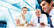 Học Quản trị kinh doanh ra làm gì? Có dễ xin việc không?