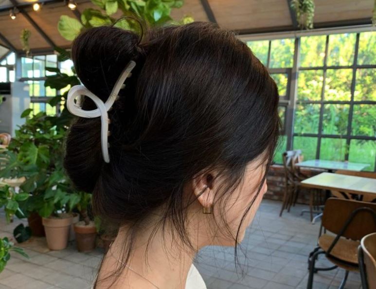 Cách kẹp tóc càng cua cho tóc layer đẹp nhất