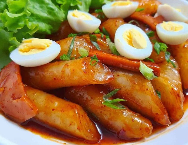 Cách làm tokbokki phô mai bánh tráng Cách làm tokbokki phô mai bánh tráng