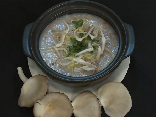 Cháo nấm bào ngư chay