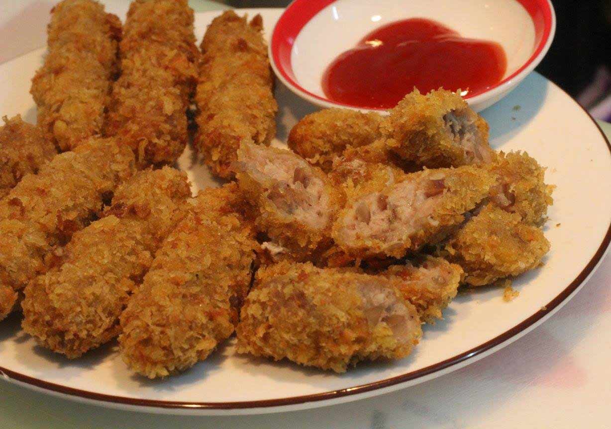 Cách làm nem chua rán bằng giò sống