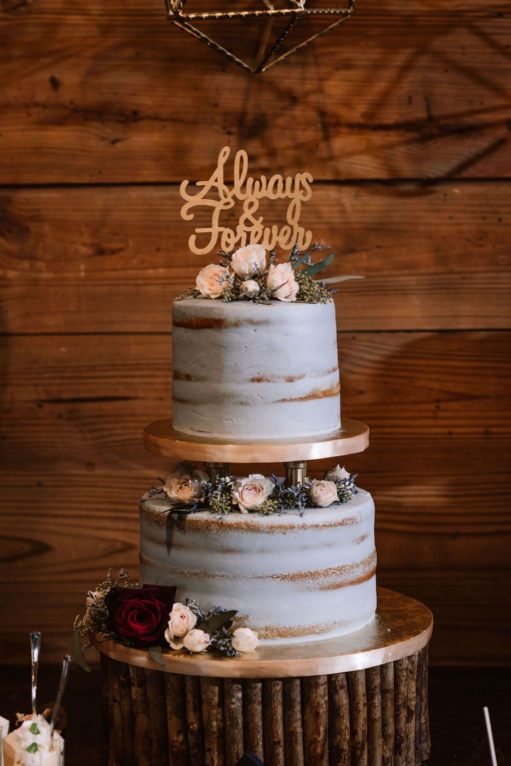 Bánh kem đám cưới