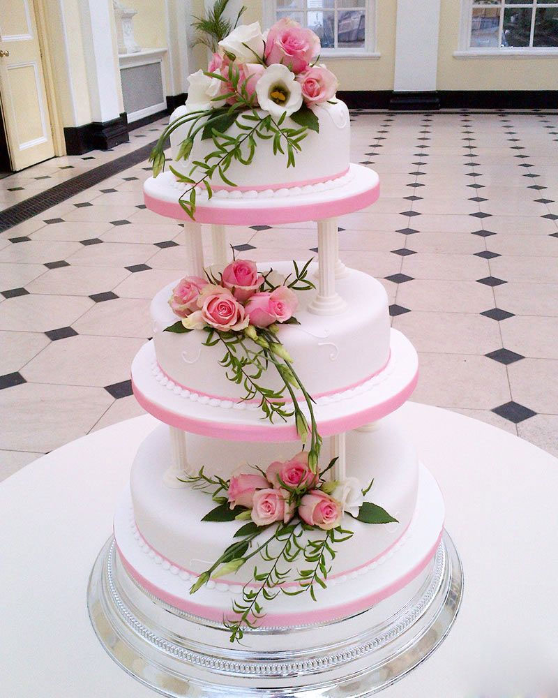 Bánh kem đám cưới