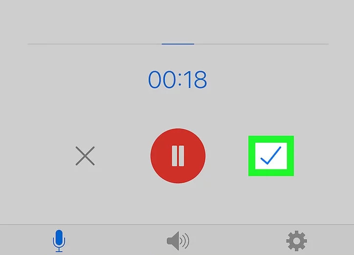 Lúc này, ứng dụng Easy Voice Recorder sẽ ghi âm lại trong nền  Lúc này, ứng dụng Easy Voice Recorder sẽ ghi âm lại trong nền