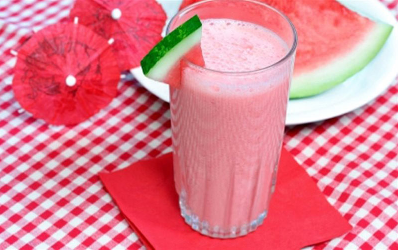 Cách làm sinh tố dưa hấu sữa đặc