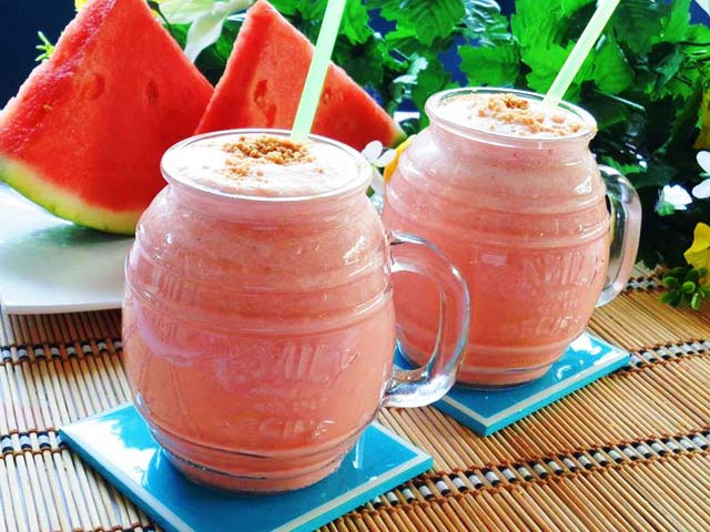Cách làm sinh tố dưa hấu chuối