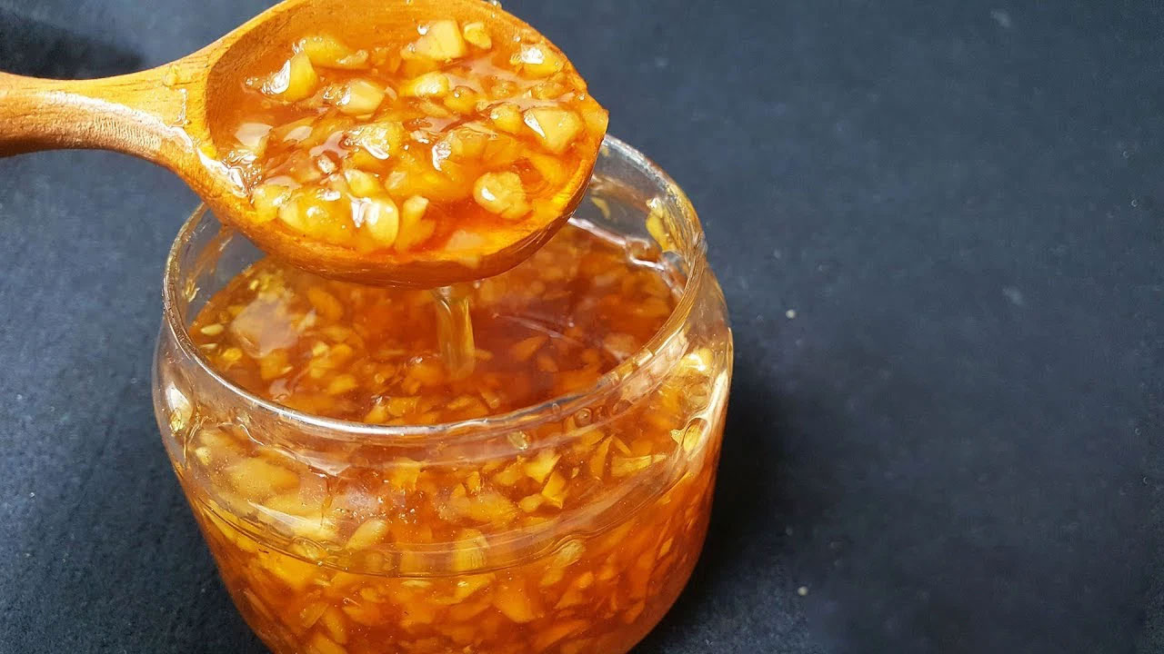 Làm tỏi ngâm mật ong