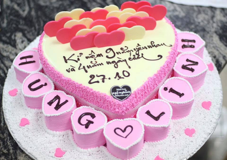 Bánh kem kỷ niệm ngày cưới Bánh kem kỷ niệm ngày cưới