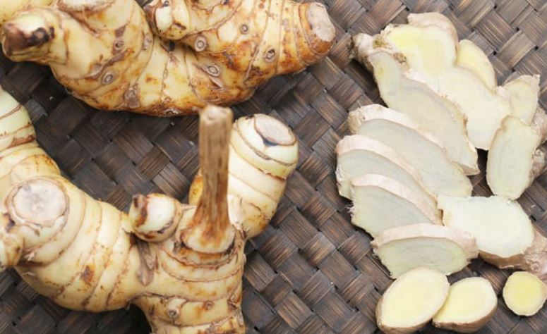 Tác hại của củ riềng là gì?