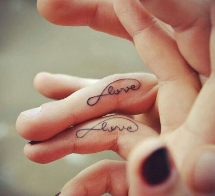 Hình xăm cặp đôi mini đẹp nhất với người yêu