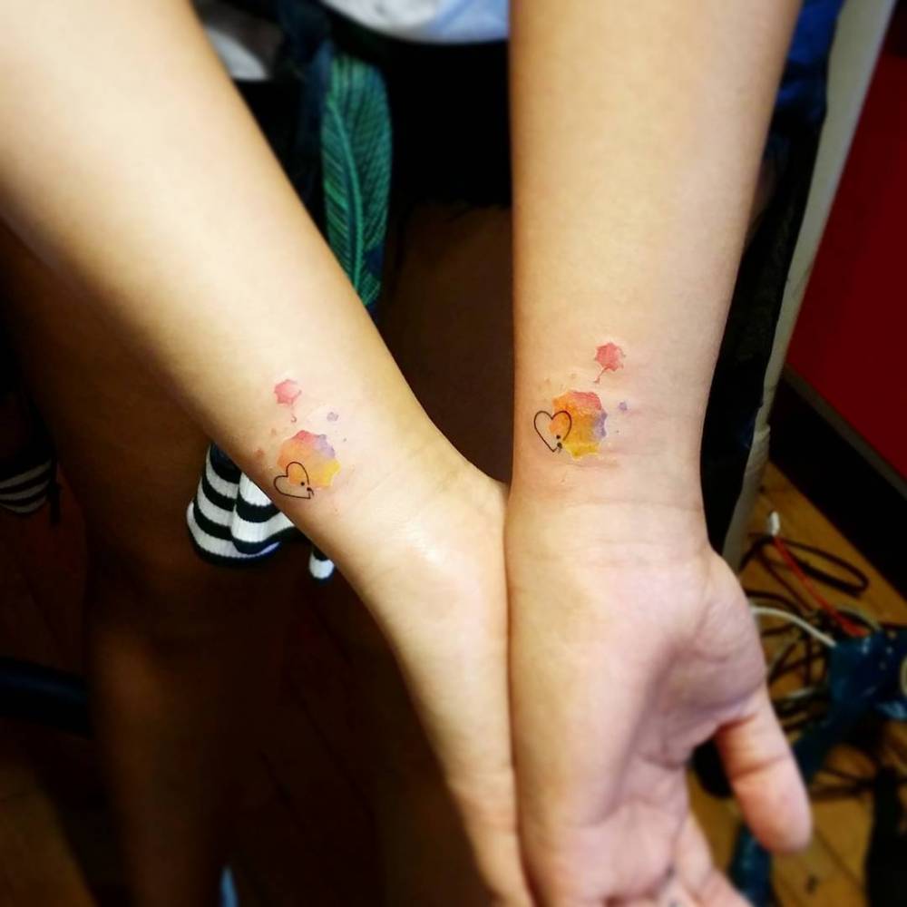 Hình xăm cặp đôi mini đẹp nhất với bạn thân