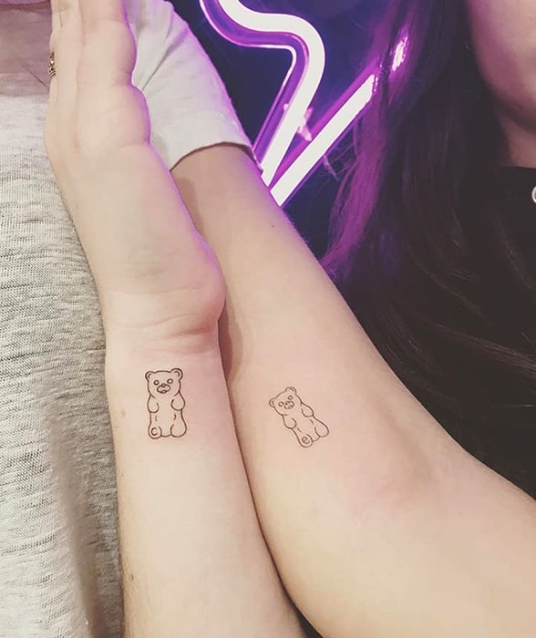 Hình xăm cặp đôi mini đẹp nhất với bạn thân