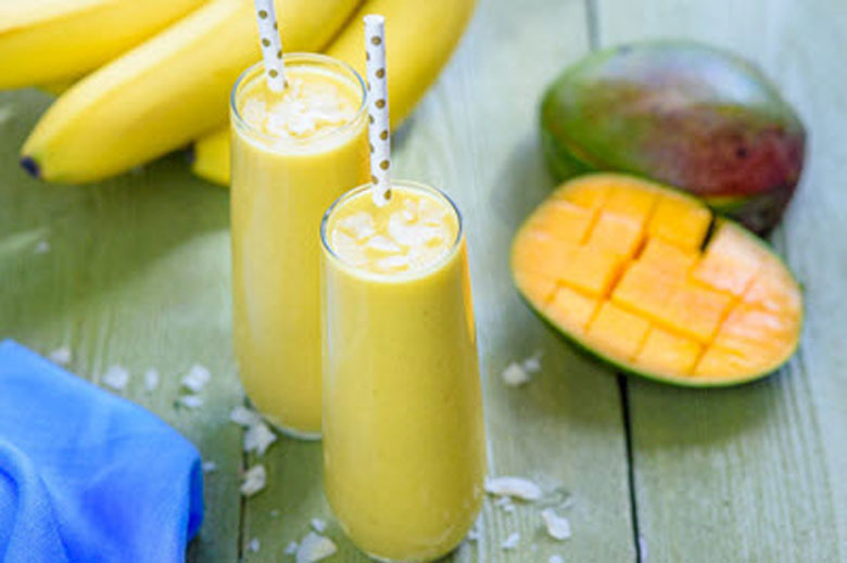 Sinh tố xoài chuối sữa chua