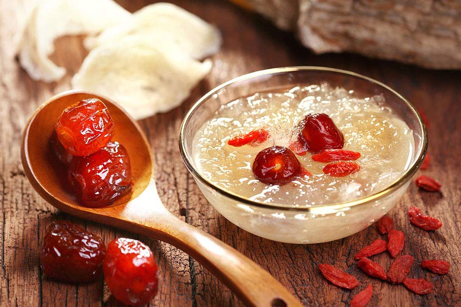 Hướng dẫn cách chưng yến đường phèn táo đỏ