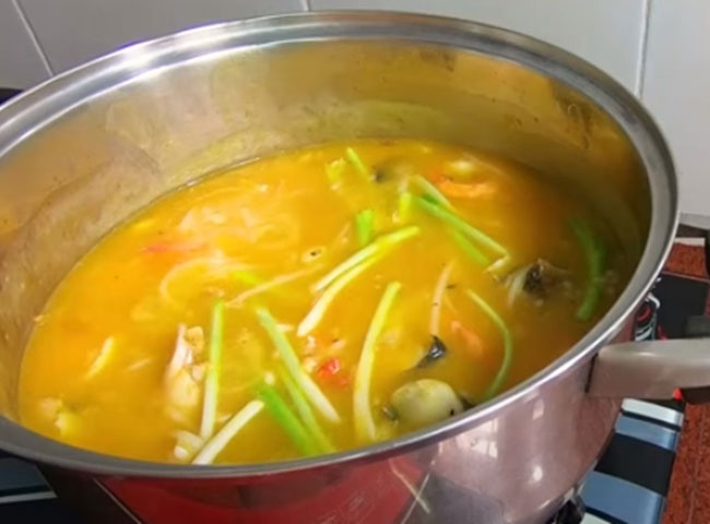 Nước dùng Nước dùng