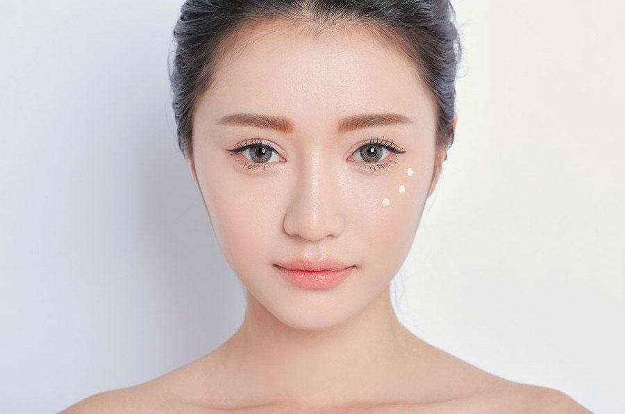 Thoa kem lót Thoa kem lót