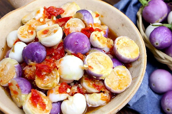 Cà muối chua ngọt Cà muối chua ngọt