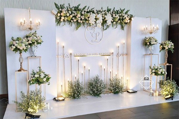 Mẫu background đám cưới đẹp 16