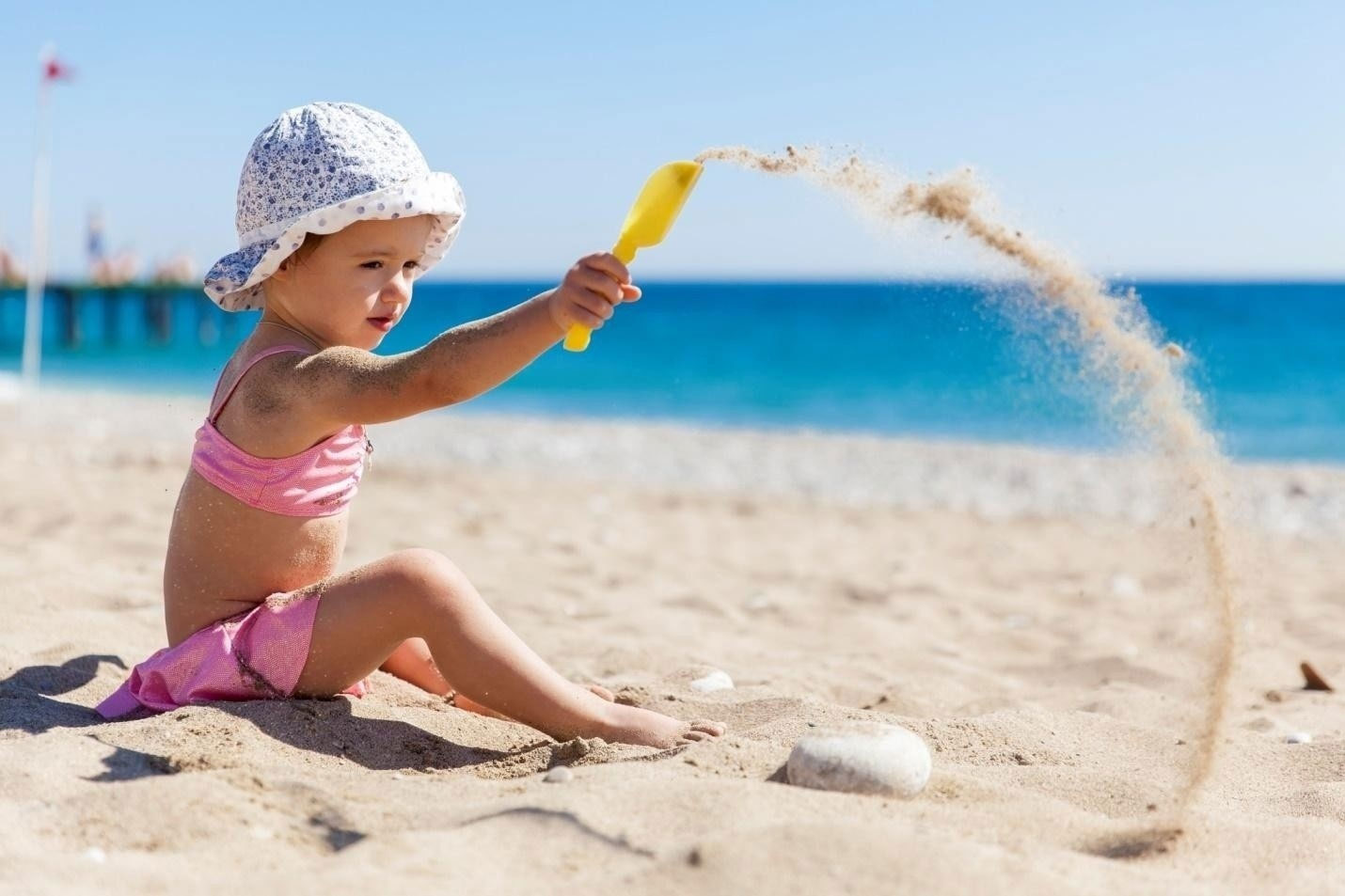 Hình ảnh mùa hè của bé