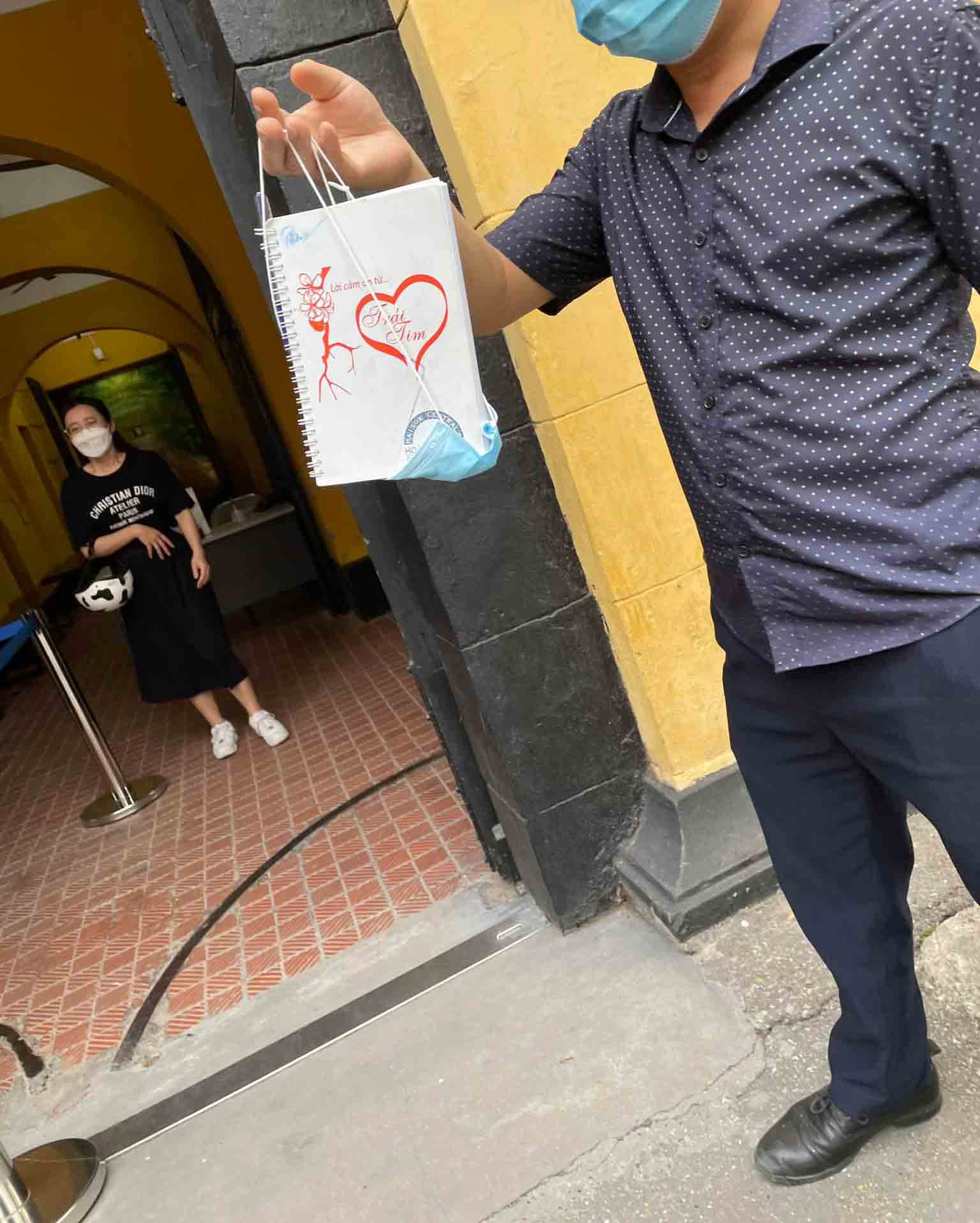 Ảnh No backpack day 23