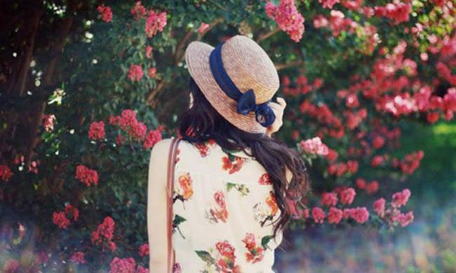 Thơ về cô gái tháng 5