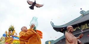 10 Mẫu bánh kem mừng Lễ Phật Đản đẹp nhất