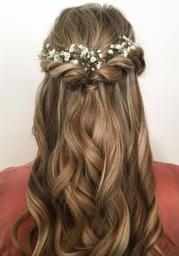 Kiểu tóc đi đám cưới