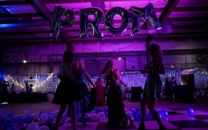 Prom là gì? Prom là gì?