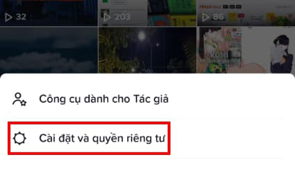 Nhấn vào 3 dấu gạch ngang (ở góc trên bên phải màn hình) Nhấn vào 3 dấu gạch ngang (ở góc trên bên phải màn hình)