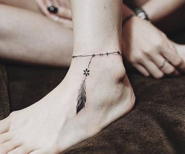 Hình xăm vòng chân