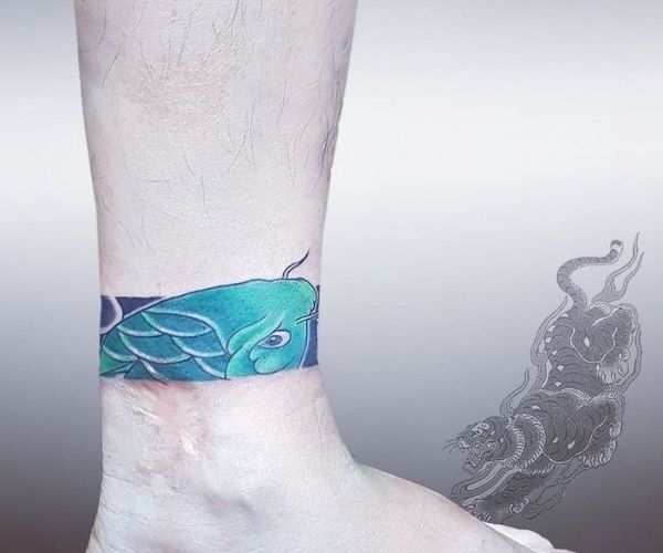 Hình xăm vòng chân