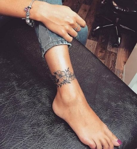 Hình xăm vòng chân