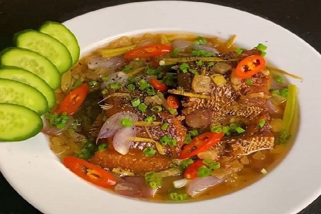 Cách làm mắm chưng cá lóc tóp mỡ Cách làm mắm chưng cá lóc tóp mỡ