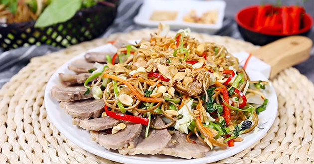 Gỏi vịt bắp chuối