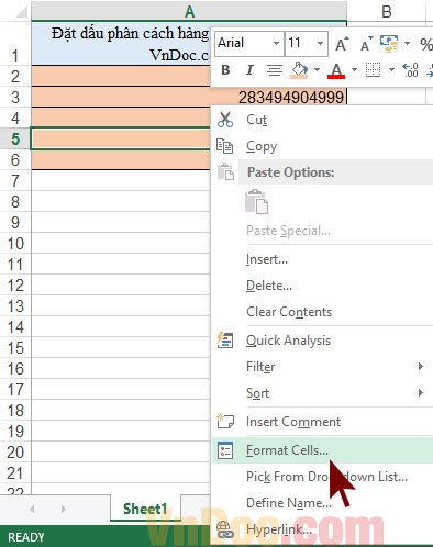 Click chuột phải để chọn Format cells Hướng dẫn đặt dấu phân cách số trong Excel
