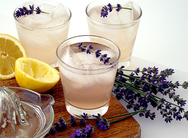 Nước chanh Lavender thơm lạ miệng  10 công thức pha nước chanh ngon không cưỡng lại được