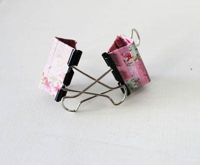 Cách làm giá đỡ điện thoại cực độc từ kẹp giấy