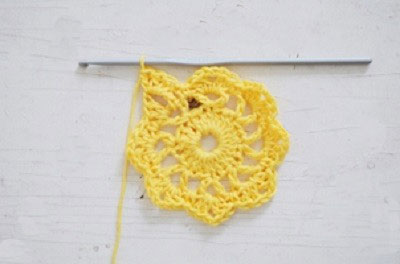 Hướng dẫn cách móc lót ly hình hoa xinh xắn