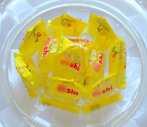 Cách làm hoa sen bằng kẹo trang trí Tết