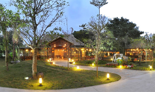 Nhà hàng Công viên nhỏ Địa chỉ tổ chức tất niên lý tưởng ở Hà Nội