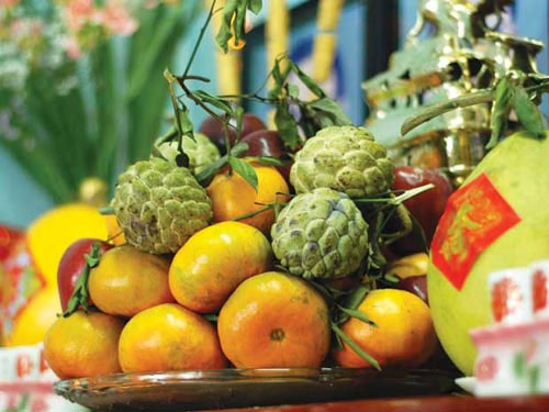 Không nên rửa hoa quả quá kỹ để tránh nước đọng gây thối quả Những sai lầm cần tránh khi bày mâm ngũ quả ngày Tết