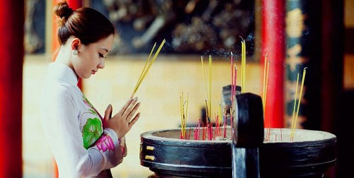 4 ngôi chùa cầu duyên cực linh nghiệm ở Hà Nội